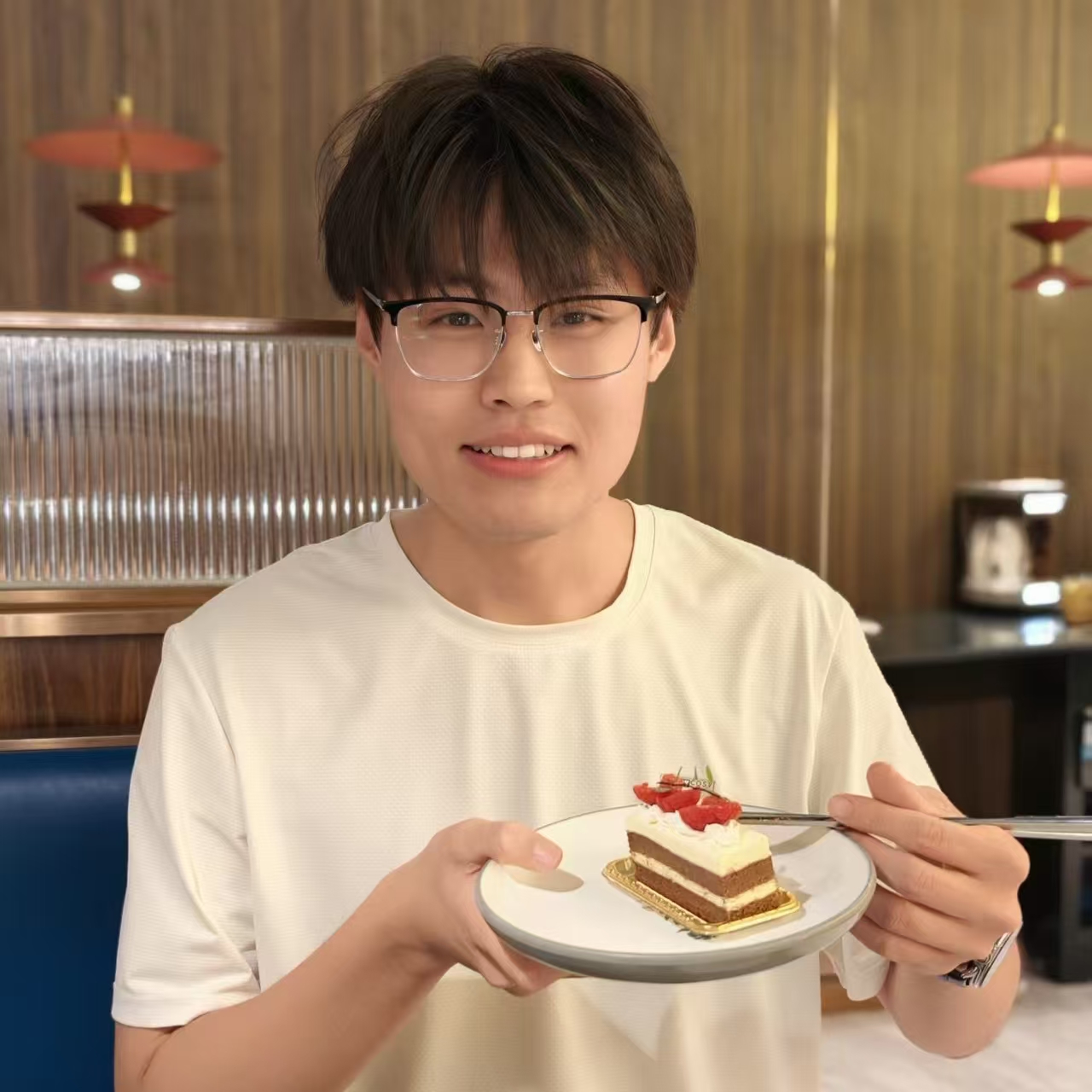Yiming Cao
